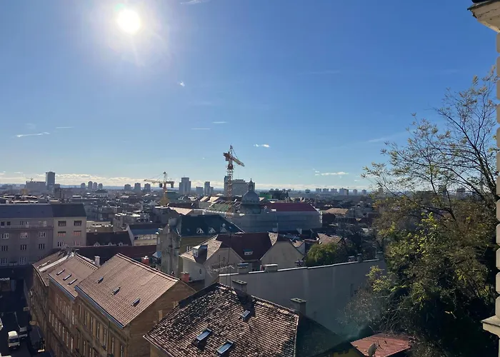 Grich Top Location Apartment